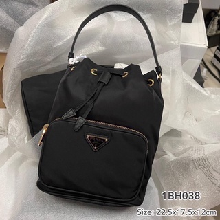 ถูกที่สุด ของแท้ 100%/ถูกที่สุด ของแท้ 100% Prada Nylon Bucket Bag