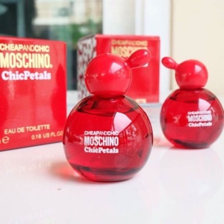 Moschino Cheap &amp; Chic Chic Petals 4.9ml.