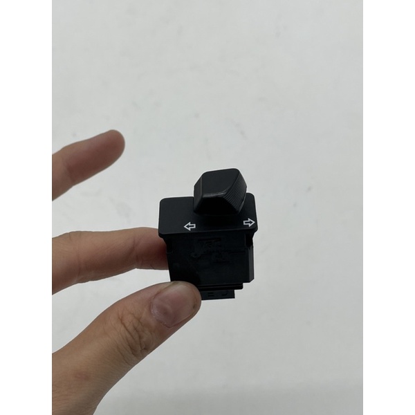 สวิทย์ไฟเลี้ยว WAVE110 I LED 2019 /CLICK125 I LED /ZOOMER X 2015 /SUPERCUP 2018 / เวฟ110 I 2019 แท้ศูนย์💯 35200-K03-N31 - รูปที่ 4