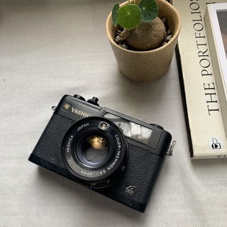 กล้องฟิล์ม yashica electro35 gx black body