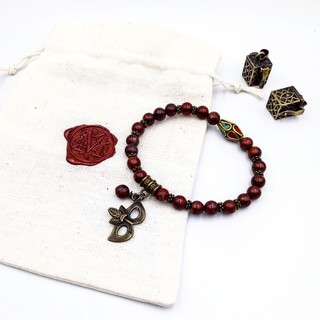 กำไลข้อมือหินแท้ 6 มิล Red Jasper แต่งหินทิเบต และจี้ทองเหลือง// เปลี่ยนจี้ได้ แต่งเพิ่มได้