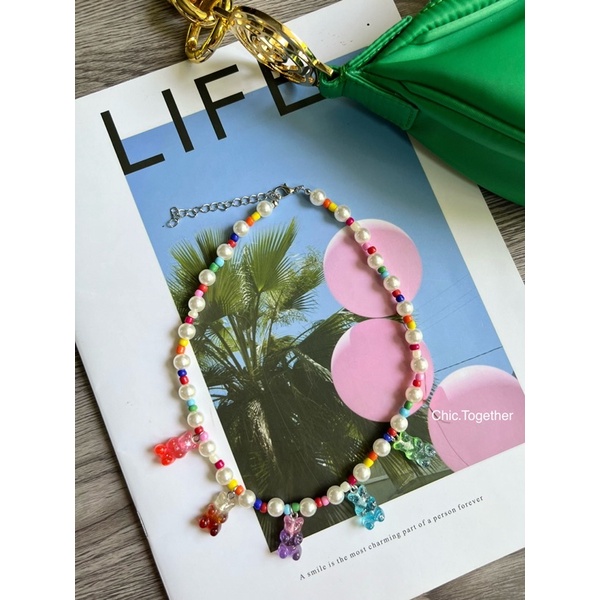 New • Necklace สร้อยคอ น่ารักๆมาเพิ่มค่า เป็นรุ่นลูกปัดมุกกลมสลับลูกปัดคละสี พร้อมจี้หมีทูโทน น่ารักสดใสสุดๆค่า