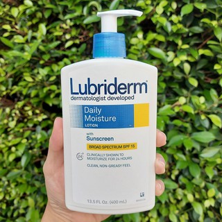 52% OFF Sale!!! EXP: 02/23 โลชั่นผสมกันแดด ผิวธรรมดา-ผิวแห้ง Daily Moisture Lotion Sunscreen SPF15, 400ml (Lubriderm®)