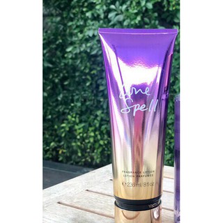 (((1หอด))Victorias Secret Fragrant Lotionใหญ่ ,โลชั่นน้ำหอม บำรุงผิวกาย Loveตัวหนังสือสีขาว