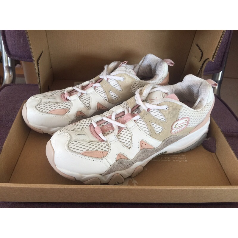 รองเท้าSkechersมือสอง พร้อมส่ง