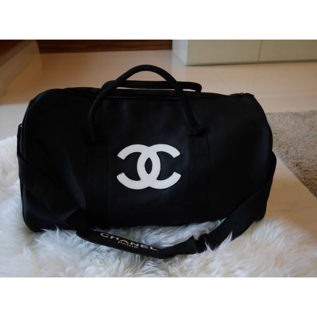 กระเป๋าเดินทาง Chanel Premium Gift