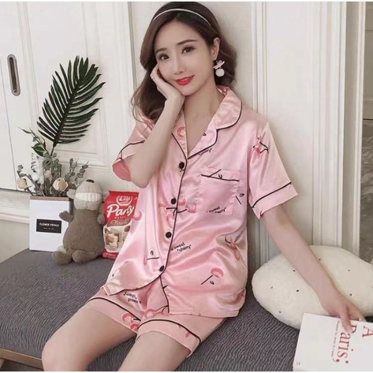 802 ชุดนอนคอปก แขนสั้นขาสั้น ผ้าซาติน ชุดนอนลายการ์ตูนน่ารักๆนิ่มใส่สบายไม่เครืองผิวสีสด (สินค้าพร้อมส่ง) - รูปที่ 6