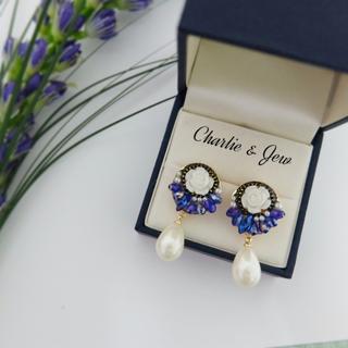 White Rose &amp; Pearl Earrings