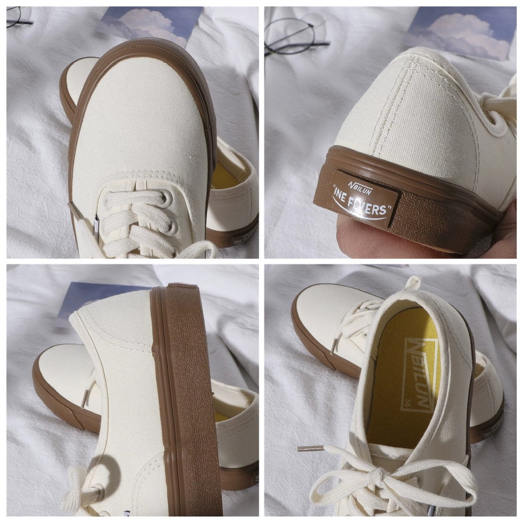 "พร้อมส่ง" [size:35-44]  รองเท้าผ้าใบสีครีมพื้นน้ำตาล แนวสตรีท วินเทจ