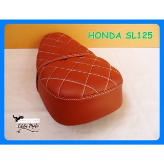 HONDA SL125 DOUBLE SEAT COMPLETE "BROWN"  // เบาะรถมอเตอร์ไซค์ ลายข้าวหลามตัด สีน้ำตาล เดินด้ายขาว สินค้าคุณภาพดี