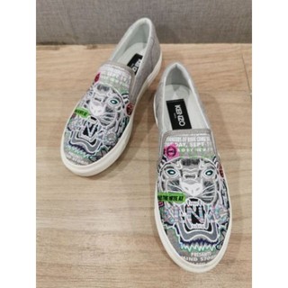 รองเท้า kenzo size 40 ของใหม่ ของแท้ 100% รองเท้าแบรนด์เนม รองเท้าลำลอง รองเท้าออกงาน รองเท้า unisex รองเท้าผ้าใบ