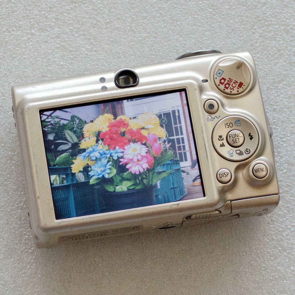 Canon IXY Digital 700 - デジタルカメラ