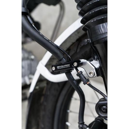 ตัวรัดสายดิส เบรคหน้า 2สาย REVOLUTION CT125 FORZA300 FORZA350 ADV150 ADV160 CB150R MSX PCX