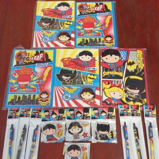 ชุดเครื่องเขียน Justices League ลิขสิทธิ์ ชุดล่ะ 120 บ. แยกชิ้นล่ะ 50บ.ของใหม่ในแพค เลือกลายได้ มี 3 แบบ