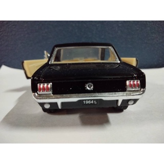 รถโมเดล 1964 FORD MUSTANG สเกล 1:36