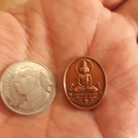 เหรียญพระพุทธมหาเศรษฐีนวโกฏิหลัง พระธาตุหริภุญชัย สร้างปี2555 มือ1 พระแท้100%