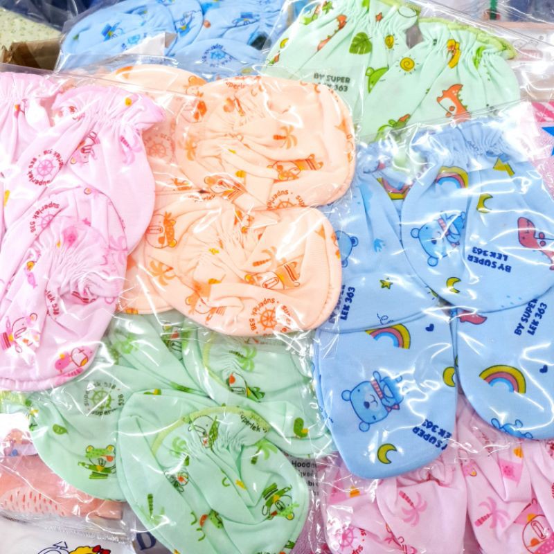 ถุงมือ1 คู่ +ถุงเท้า 1 คู่ เซตละ 25//35 บาท ด่วนจากโรงงาน