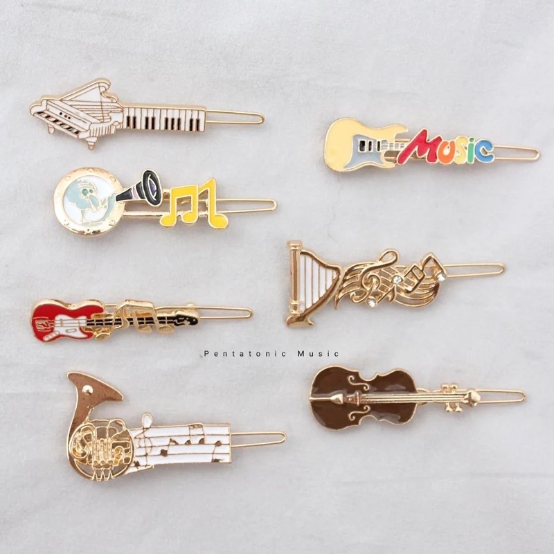 ดนตรีกิ๊บกิ๊บเครื่องดนตรีไวโอลินกีตาร์เปียโนฮาร์ปคลาริเน็ตน่ารักที่ไม่ซ้ํากัน Trinkets ของขวัญอุปกรณ์เสริม