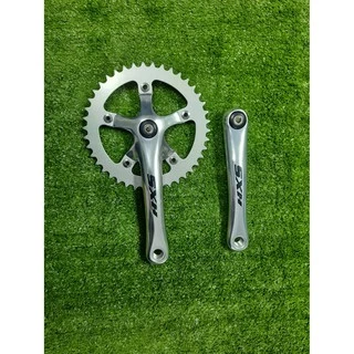จานดูด ใบเหล็ก Fix Gear 42 ฟัน พร้อมขาจานมิเนียม มี 2 สีให้เลือก สีดำ-เงิน (สามารถเปลี่ยนใบจานได้)