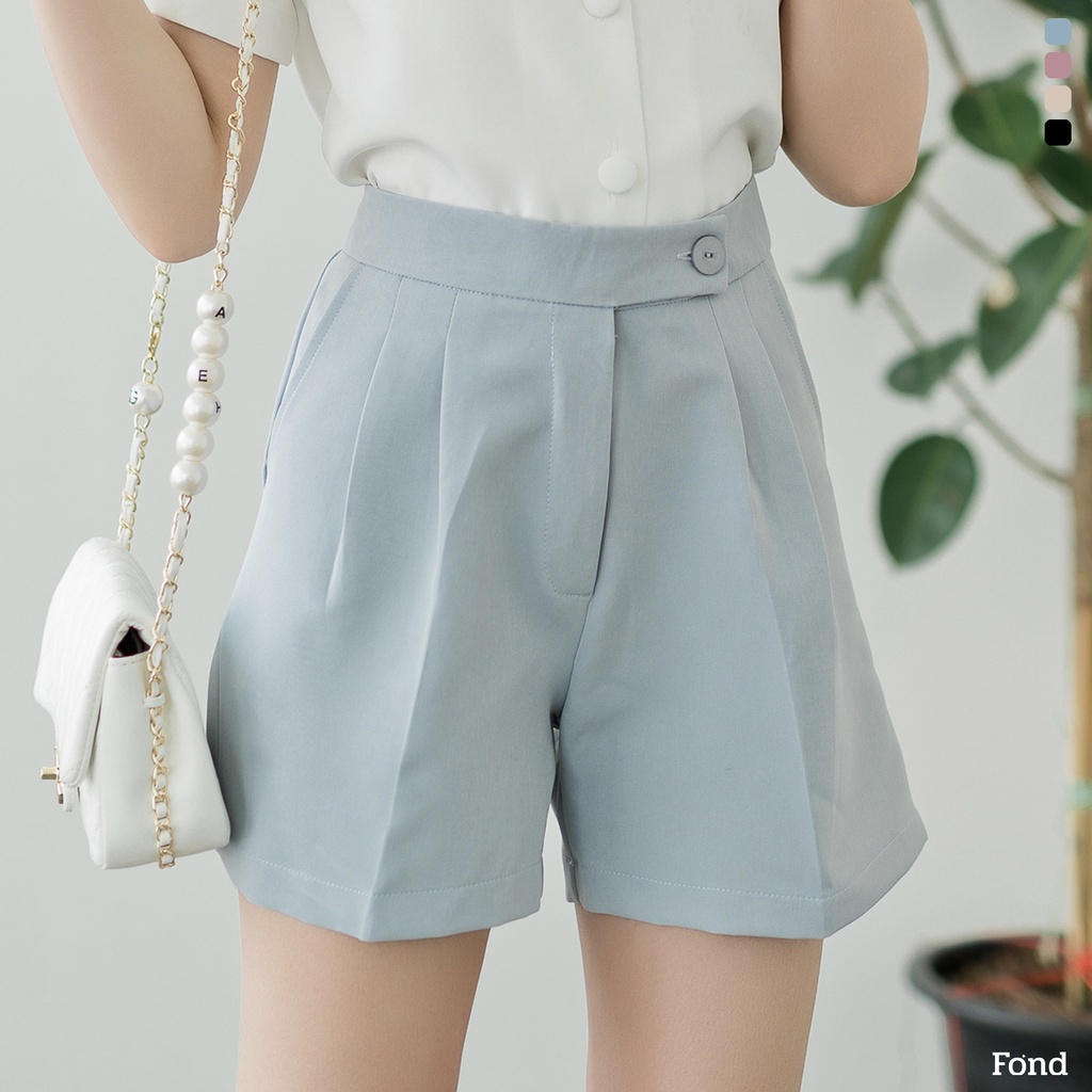 Fond - กางเกงขาสั้น เอวสูง กระดุมหน้า Fond 'F003'