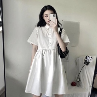 เดรสเชิ้ตคอปก แขนสั้น ทรง oversize งานแบรนด์ ผ้าดี มีซับใน ไม่บาง ใส่คลุมท้องได้ กระเป๋าปัก สีขาว