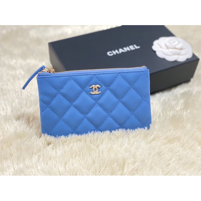 Chanel.o-case.blue.caviar.ghw.holo31new