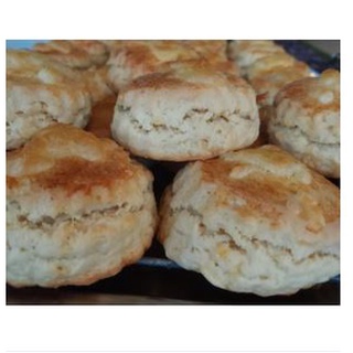 สโคน (4 English Cheese Scones) รสเนย แบบ 4 ชิ้น ฉ่ำเนย เนื้อร่วน หนึบและ นุ่มลิ้น อบสดใหม่ ใช้เนยแท้ ไม่มีไขมันทรานส์ ทา