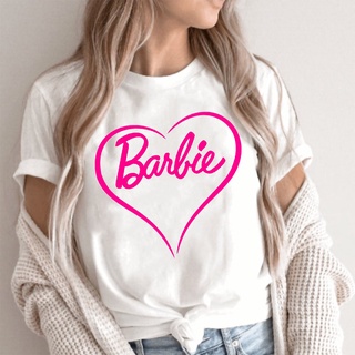 เสื้อยืดคอกลม พิมพ์ลายกราฟฟิค Love Barbie น่ารัก เหมาะกับของขวัญวันเกิด สีขาว แฟชั่นฤดูร้อน สําหรับผู้หญิง