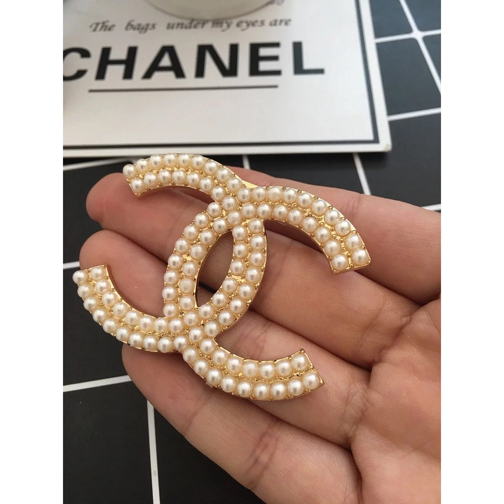 เข็มกลัดติดเสื้อ ราคาถูกปลีกส่ง New Double Row Pearl Cc Accessories High-grade Brooch - รูปที่ 4