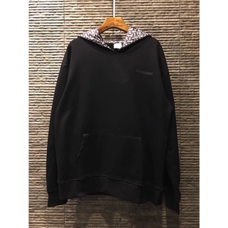BURBERRY TB MONOGRAM COTTON HOODIE เสื้อกันหนาว ฮู้ดดี้แขนยาว ผ้าคอตตอน สกรีนตัวหนังสือโลโก้แบรนด์ ทีบี โมโนแกรม