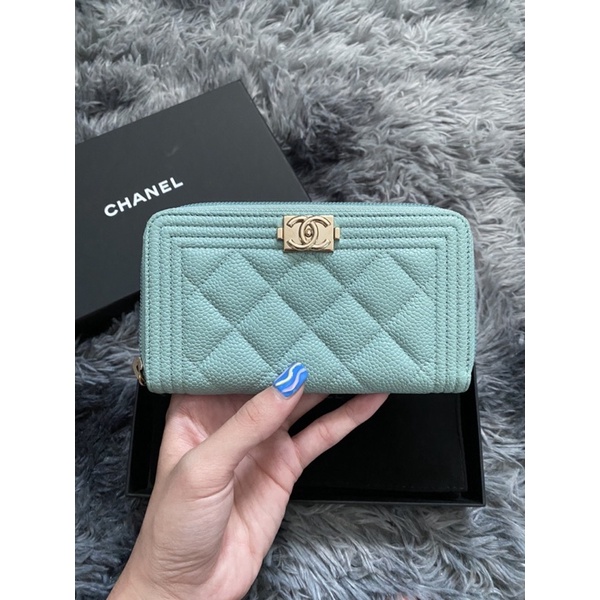 Kept unused chanel zippy medium wallet tiffany green HL29