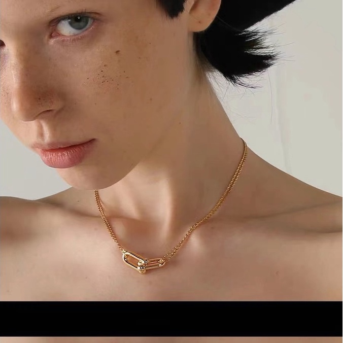 เครื่องประดับ สร้อยคอไทเทเนียมเหล็ก 18K จี้รูปตัว U คู่ สไตล์ฝรั่งเศส