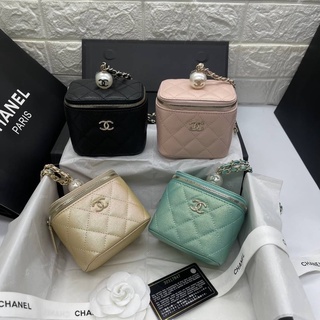 Chanel น้องกระติ๊บจิ๋ว Original Grade Size10cm หนังคาเวียร์เกรดดีมากค่ะเทียบเท่าต้นฉบับเลย หนังฟูขึ้นเม็ดสวย เป๊ะมากๆ