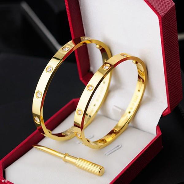 Sale80% กำไล Cartier Love Hi-End 1:1 เป๊ะทุกจุด อุปกรณ์ครบ กำไลข้อมือ  Bracelet กำไลคาร์เทียร์ กำไลคาเทียร์ - Liuyi99.Th - Thaipick