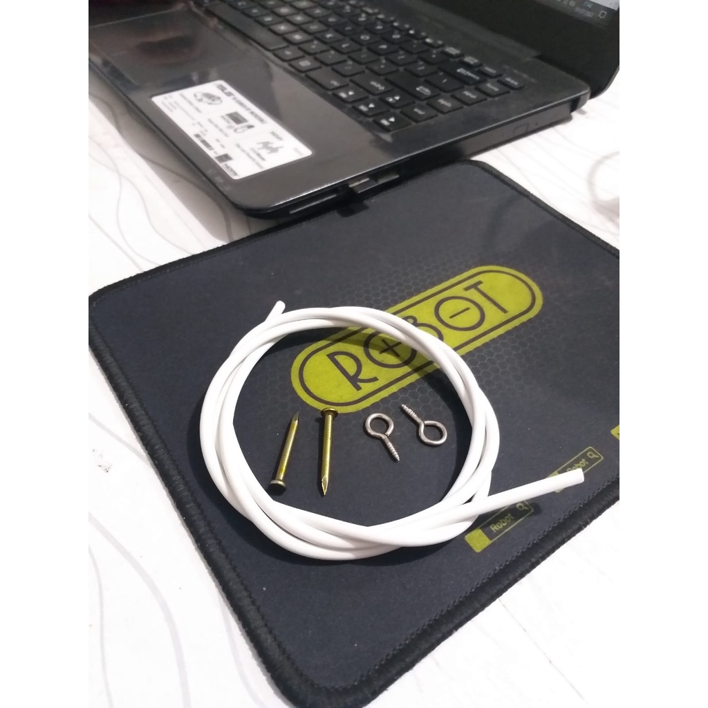 Cuii Shop ลวดเกลียว / ผ้าม่านสําหรับใต้ครัวด้วยรางวัล NAILS + O-BOLT