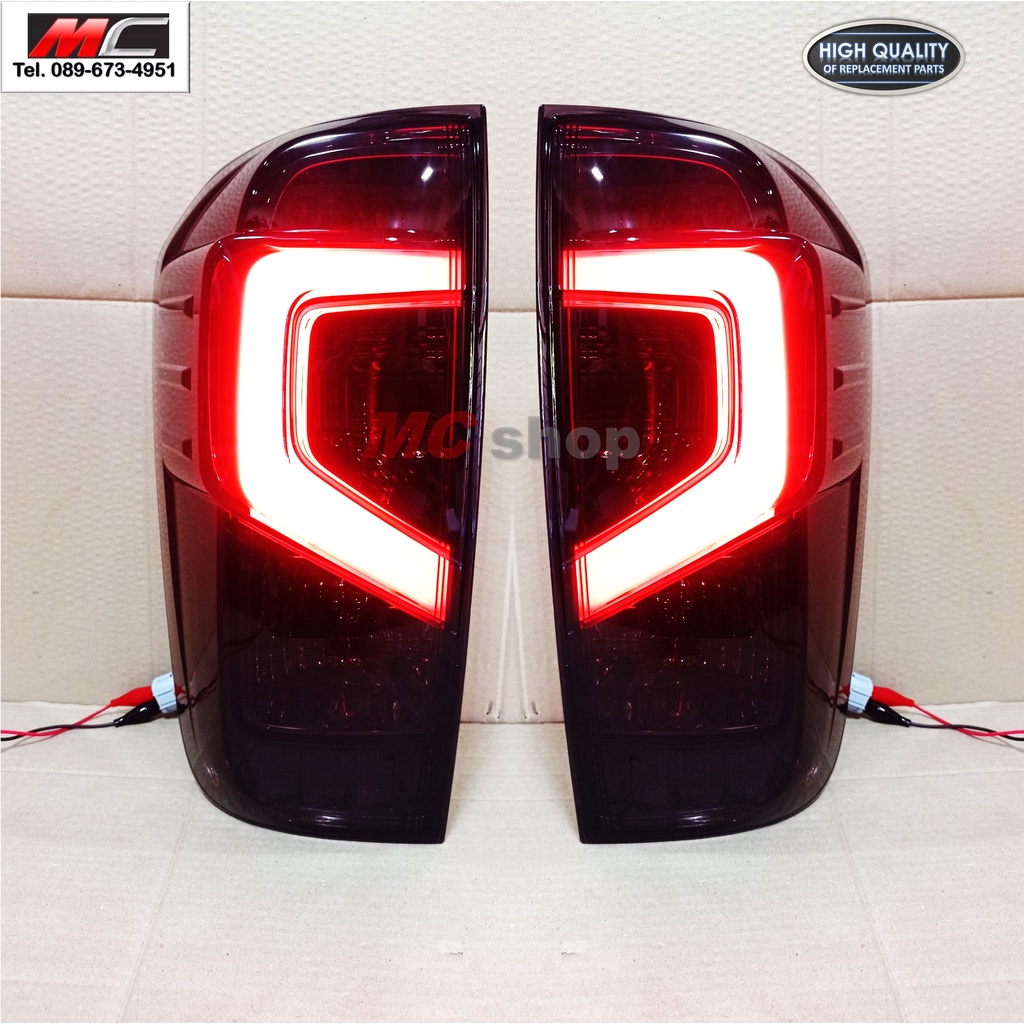 ไฟท้าย นาวาร่า NP300 Navara LED 2015 - 2022 สี smoke ใส่กับ np300 * สโมค 1คู่ *