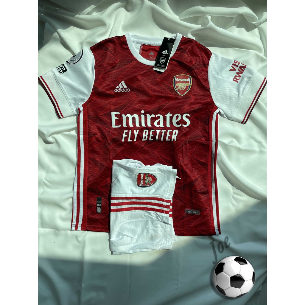 ส่งฟรี [Size M]ชุดบอล Arsenal (Red) (Player Grade) เสื้อบอลและกางเกงบอลผู้ชาย ปี 2020-2021 ใหม่ล่าสุด