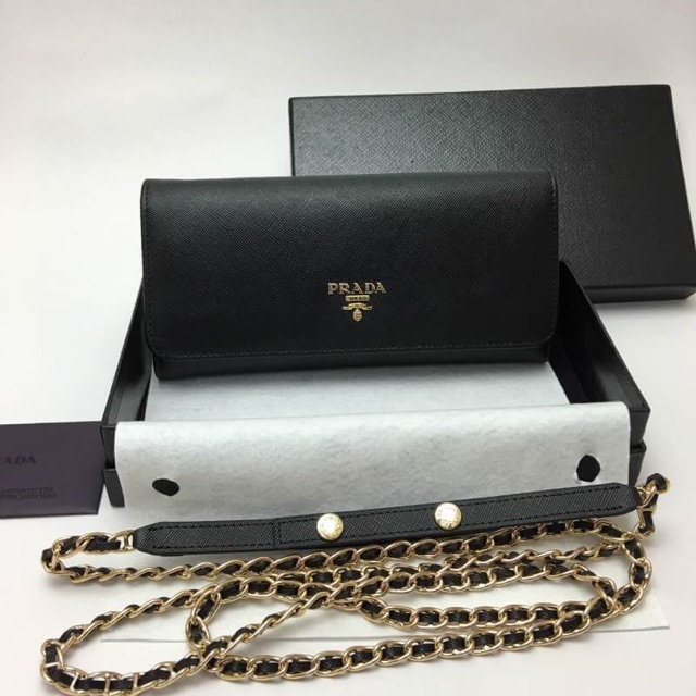 PRADA WALLET ON CHAIN