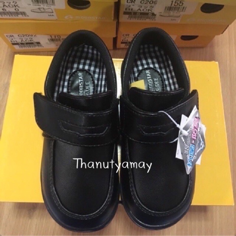 พร้อมส่ง🇯🇵รองเท้านักเรียนชาย จากญี่ปุ่น carrot moonstar