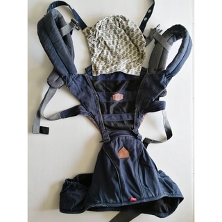 เป้อุ้มเด็ก Hipseat  (มือสอง) แท้จากเกาหลี มีHood ช่วยบังแดดลมและพยุงศรีษะยามหลับ สำหรับน้อง4ด-3ขวบ  สภาพ 85%