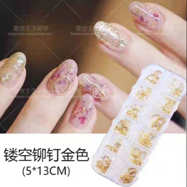 [T-1] 1Box Nail Art DIY Decorative Tips 金色ไก่กล่อง