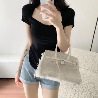 เสื้อยืดเกาหลี💕สายแฟ คอเหลี่ยม👌🏻คอถ่วง📌นางแบบใส่งานขายจริง💯%