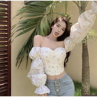 เสื้อครอปเปิดไหล่(ของใหม่)
