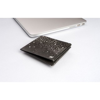 WALLET "SPACE" Made from innovative smart material.