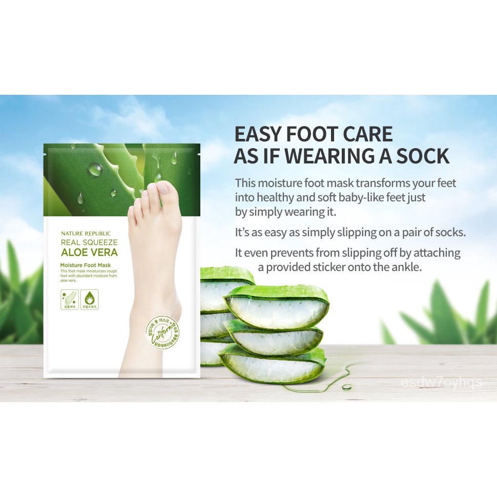 Nature Republic Real Squeeze Aloe Vera Peeling Foot Mask / Moisture
