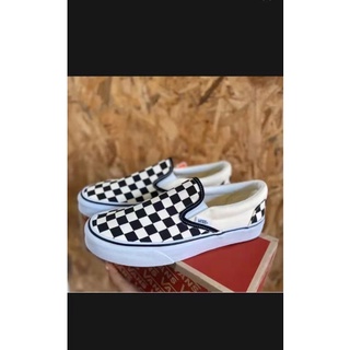 รองเท้าผ้าใบแบบสวมVans slip on ลายตารางขาวดำ รองเท้าผ้าใบชายหญิง รุ่นยอดนิยม