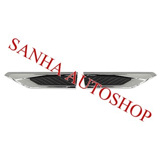 ครอบแก้มข้างโครเมียม Side Vent Mitsubishi Pajero Sport ปี 2015,2016,2017,2018,2019 (ลาย L)