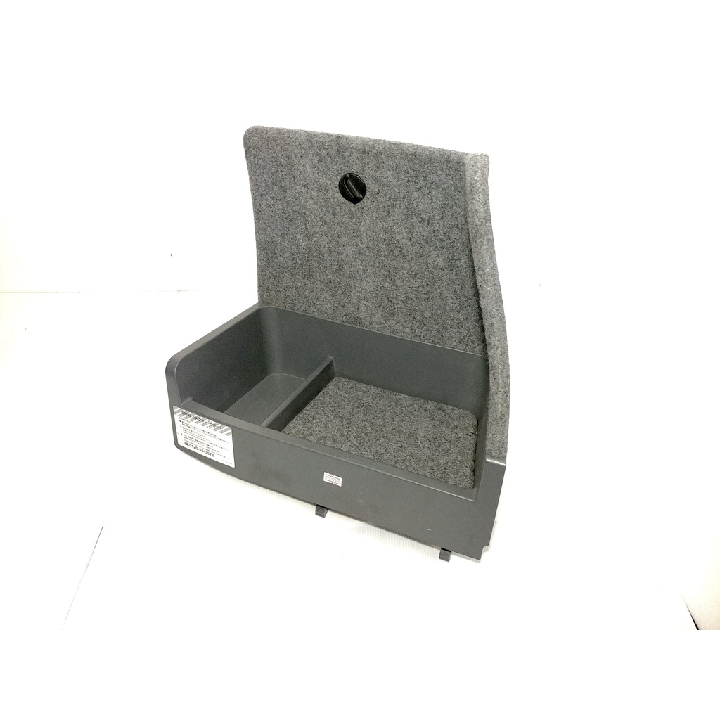 อะไหล่BMW E90 ฝาครอบแบตเตอรี่ท้ายรถ (Battery cover)