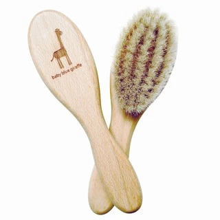 แปรงหวีผมเด็กขนแพะสุดนิ่ม เบบี้บลูยีราฟ ผลิตในประเทศ เยอรมัน Baby Blue Giraffe Baby Hair Brush