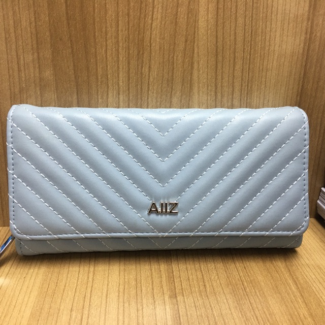 กระเป๋าสตางค์ใบยาว  AIIZ